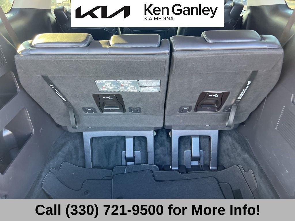 2024 Kia Carnival LX Seat Package