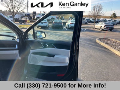 2024 Kia Carnival LX Seat Package