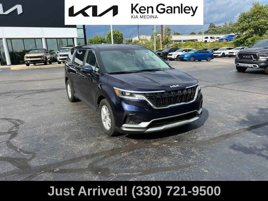2024 Kia Carnival LX