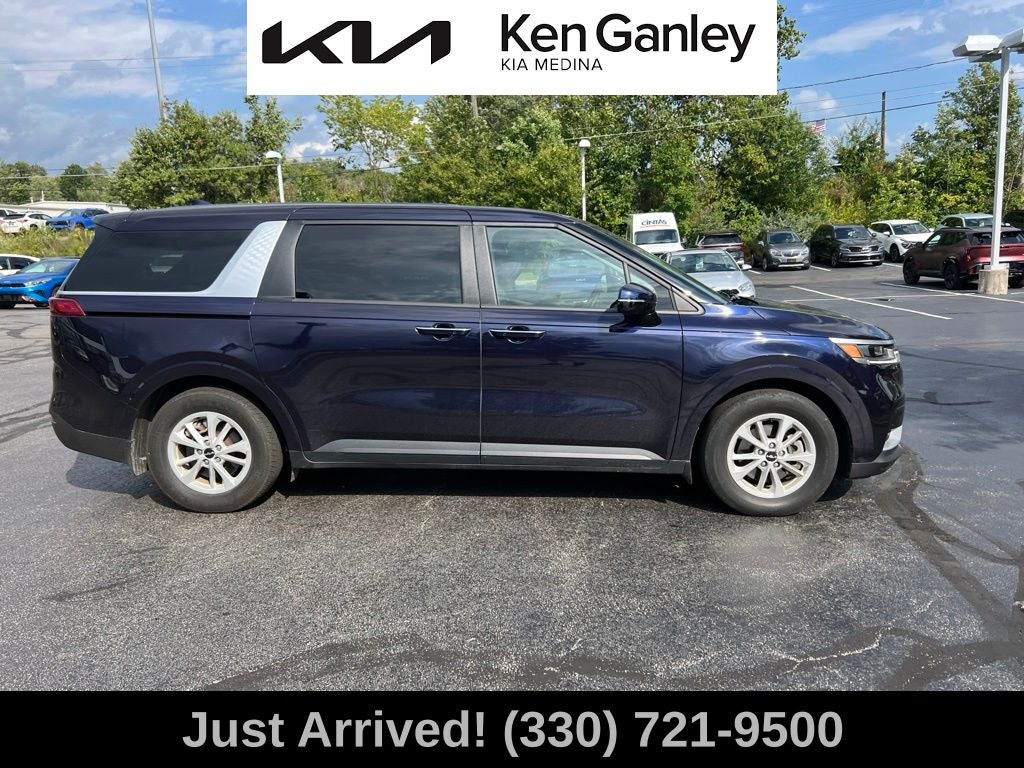 2024 Kia Carnival LX