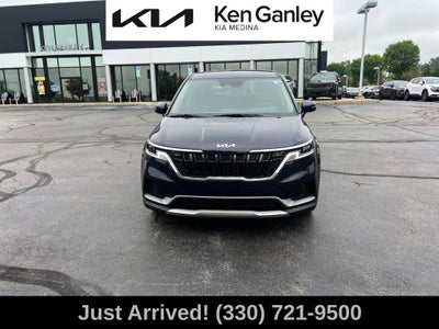 2024 Kia Carnival LX