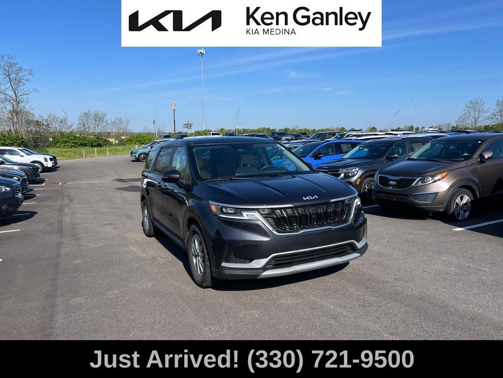 2024 Kia Carnival LX