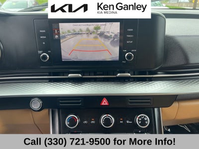 2024 Kia Carnival LX