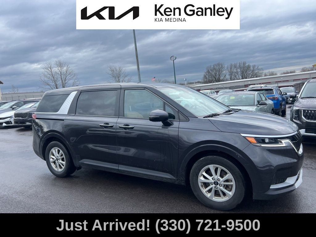 2024 Kia Carnival LX