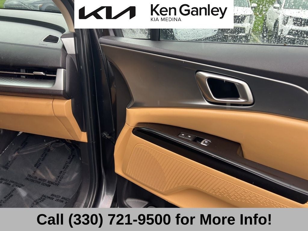 2024 Kia Carnival LX