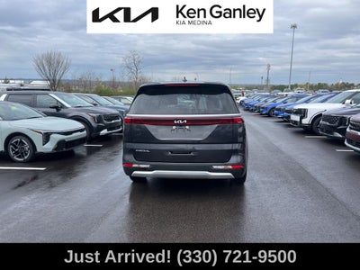 2024 Kia Carnival LX