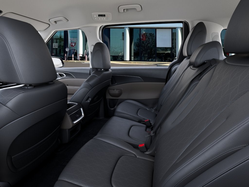 2027 Kia Carnival Hybrid LXS