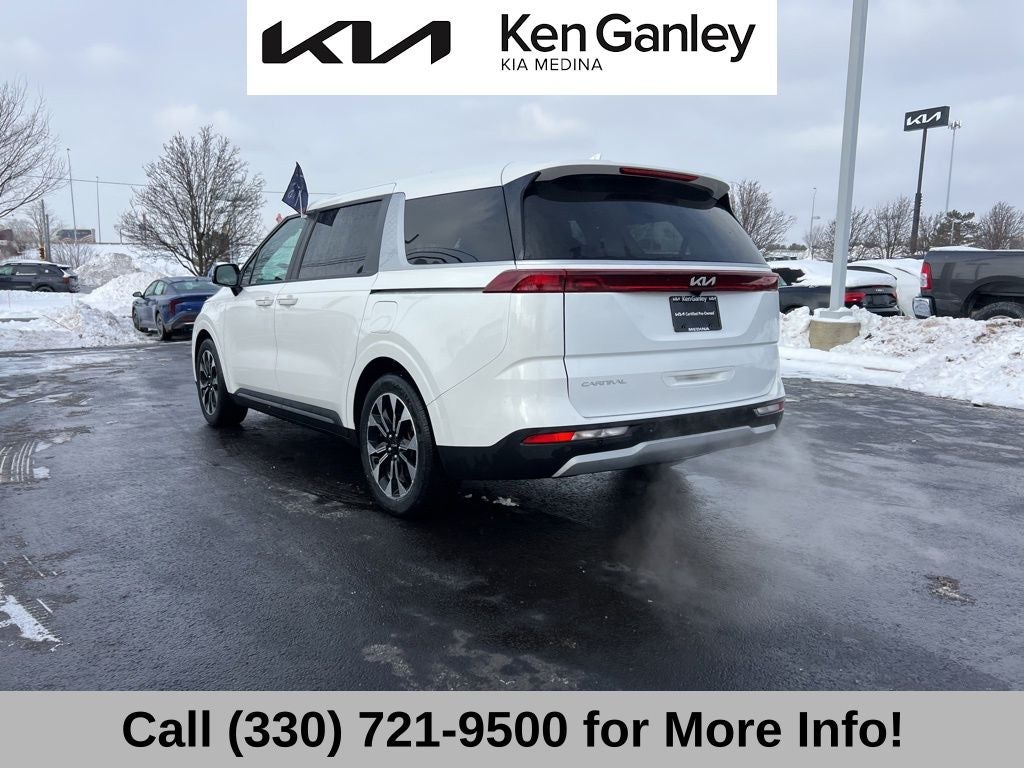 2024 Kia Carnival EX