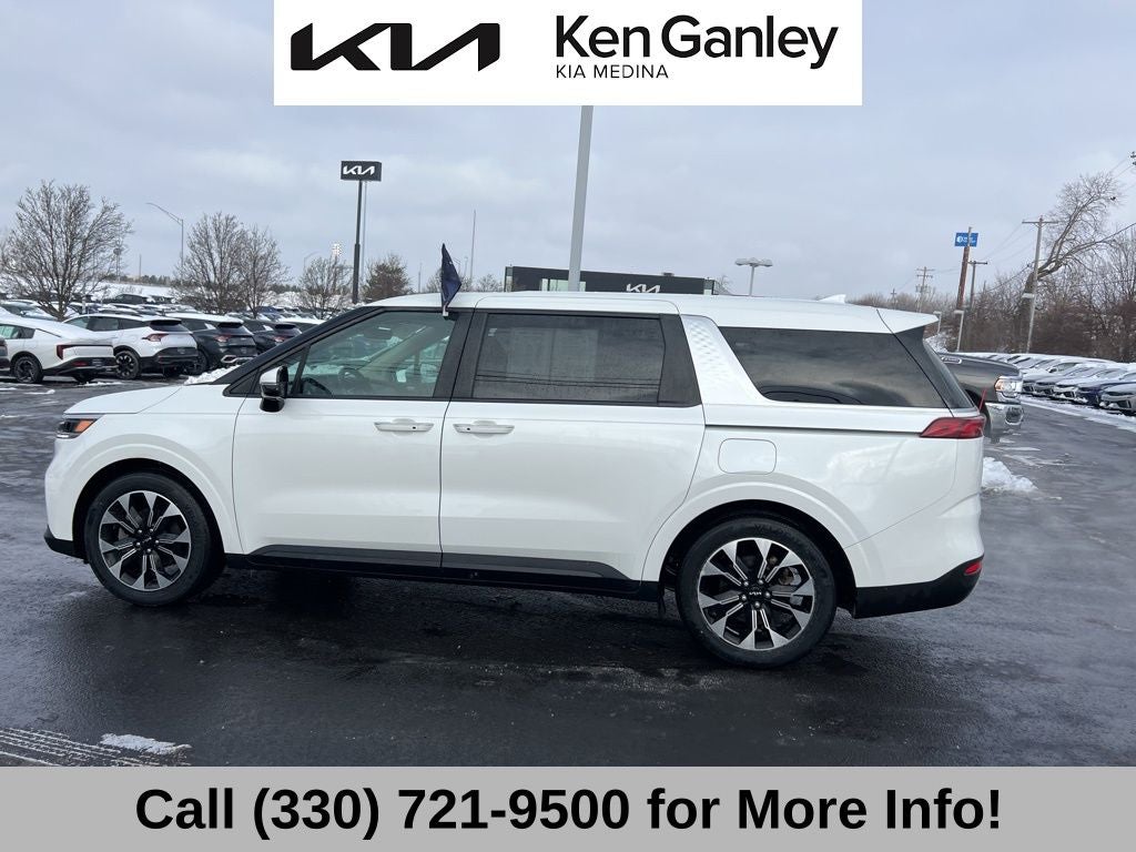 2024 Kia Carnival EX