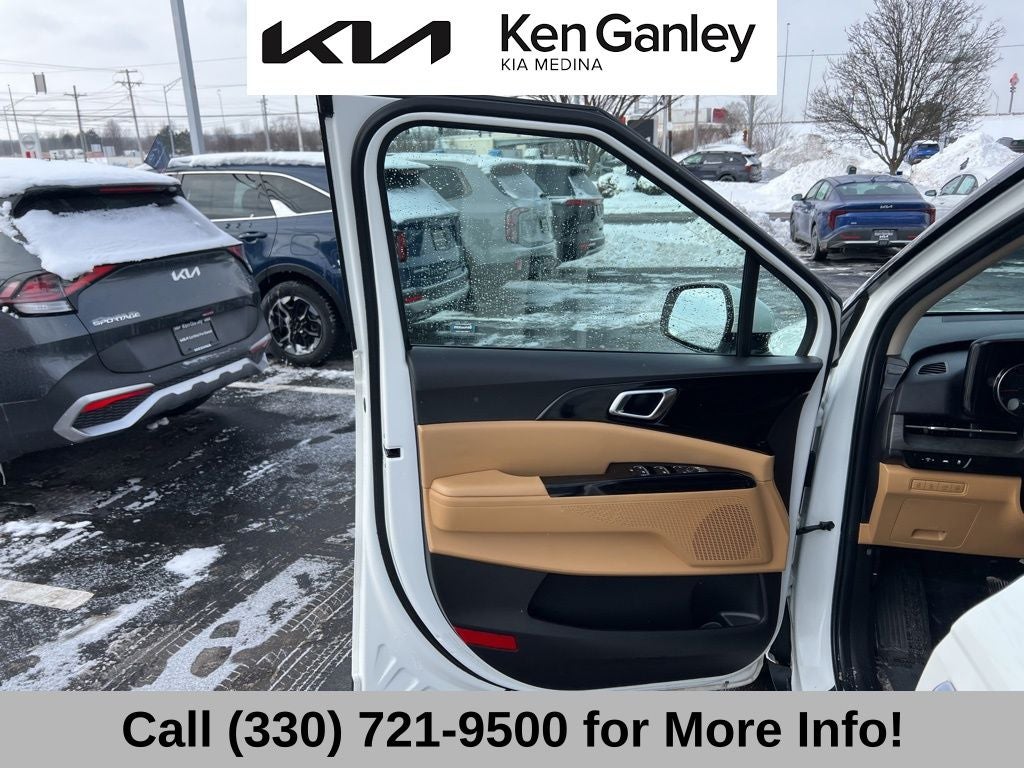 2024 Kia Carnival EX