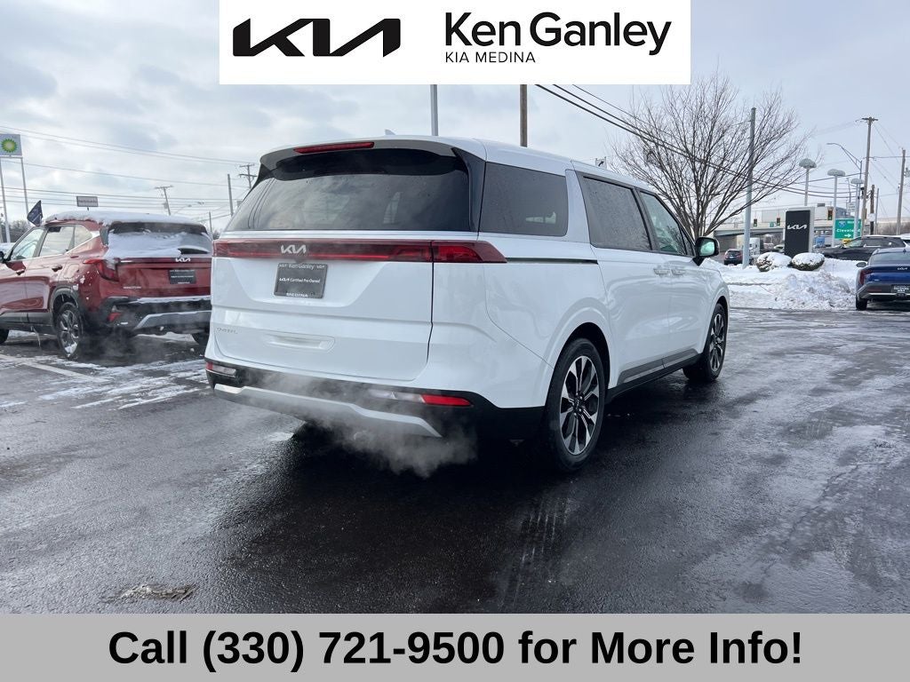 2024 Kia Carnival EX