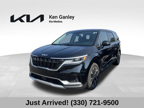 2023 Kia Carnival EX
