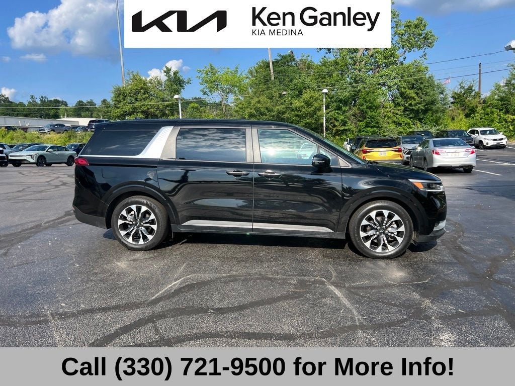 2024 Kia Carnival EX