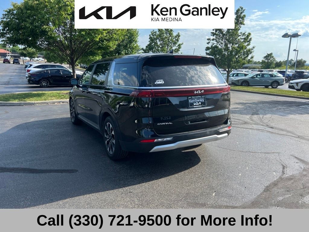2024 Kia Carnival EX