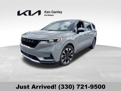 2024 Kia Carnival EX