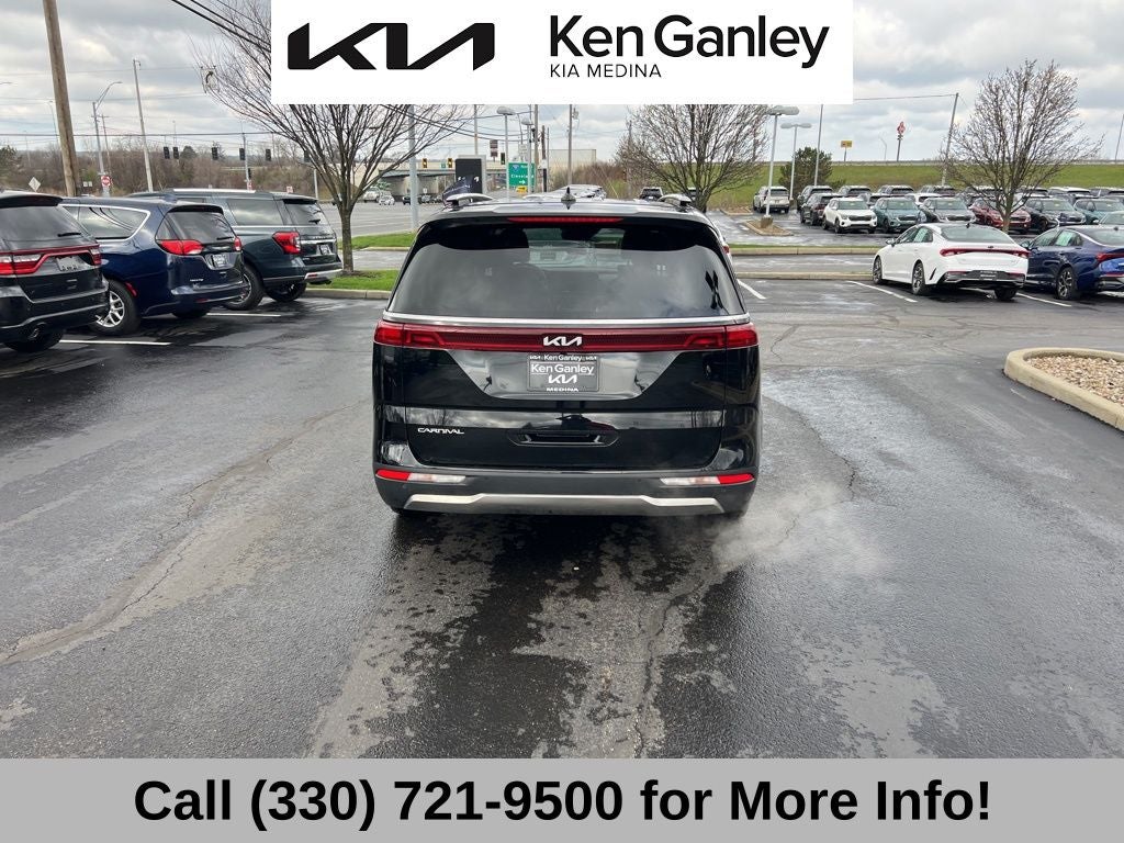 2024 Kia Carnival SX