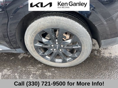 2024 Kia Carnival SX