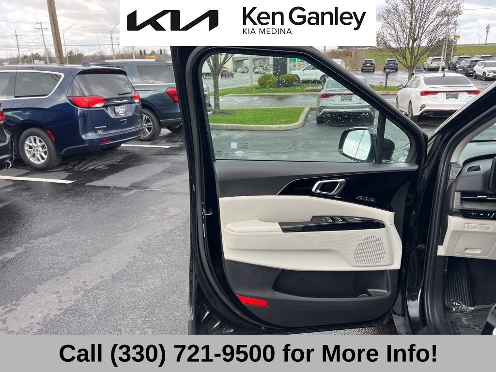 2024 Kia Carnival SX