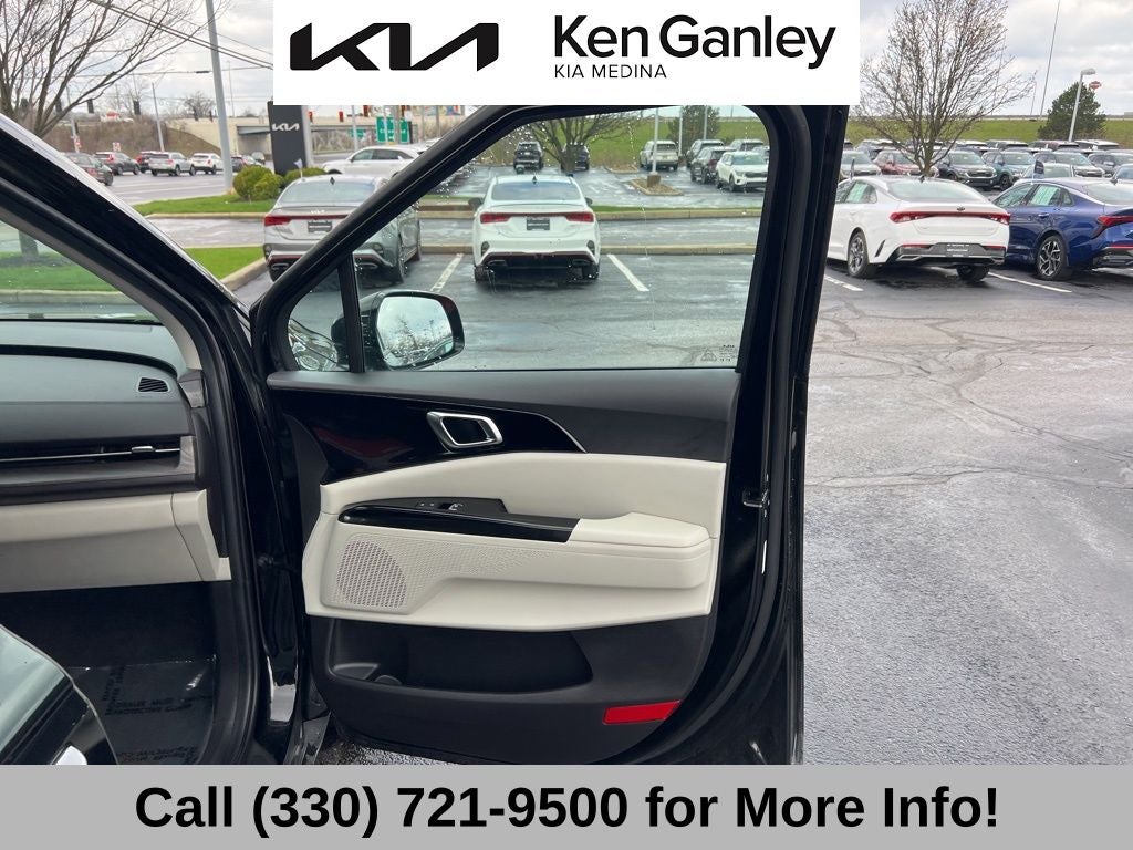 2024 Kia Carnival SX