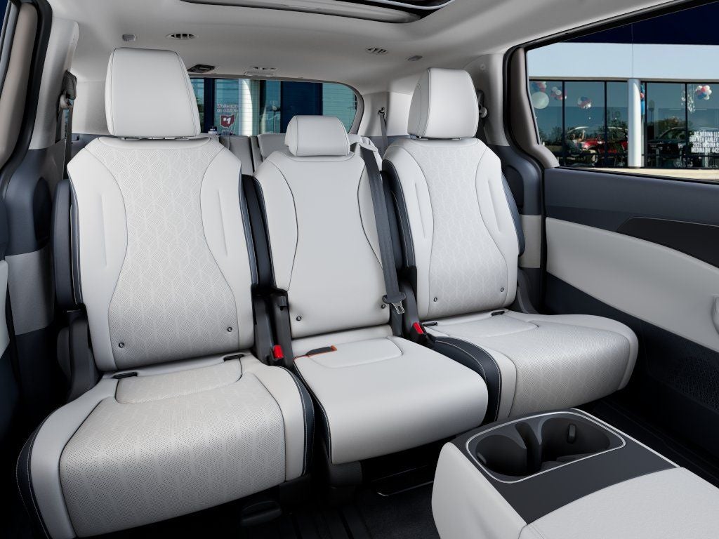 2027 Kia Carnival SX