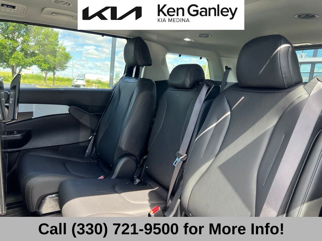 2025 Kia Carnival SX