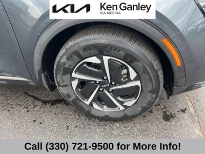 2025 Kia Sportage Hybrid LX