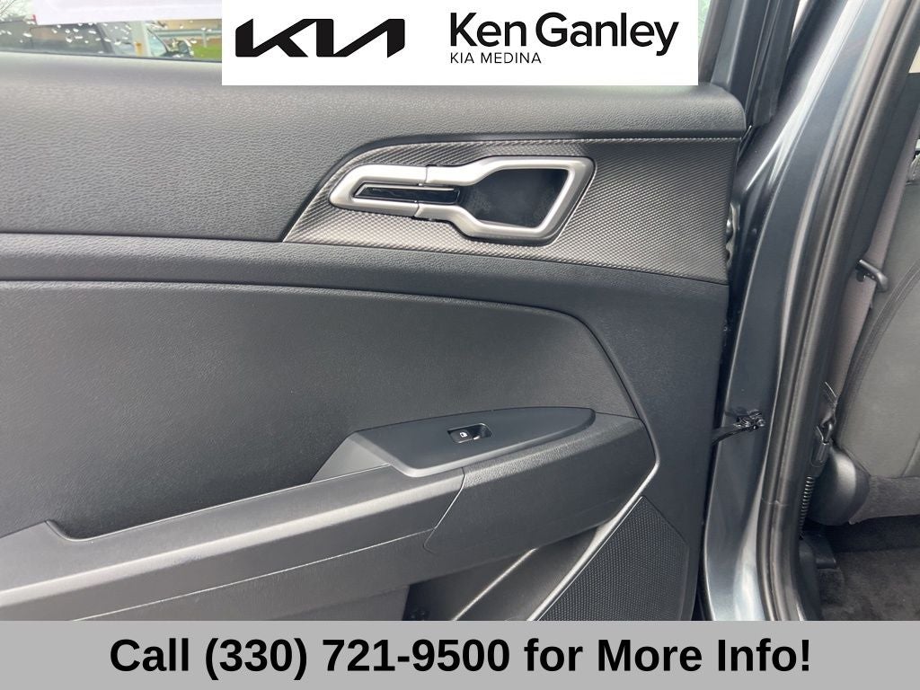 2025 Kia Sportage Hybrid LX