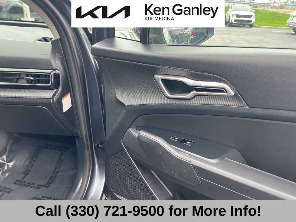 2025 Kia Sportage Hybrid LX