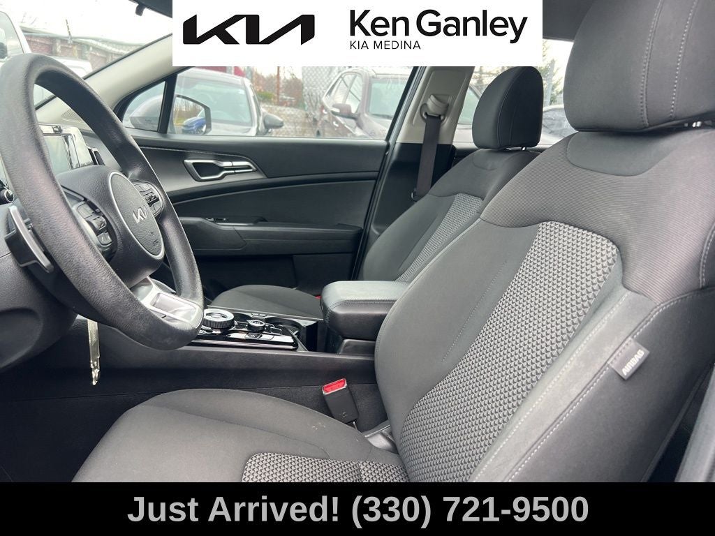 2023 Kia Sportage Hybrid LX