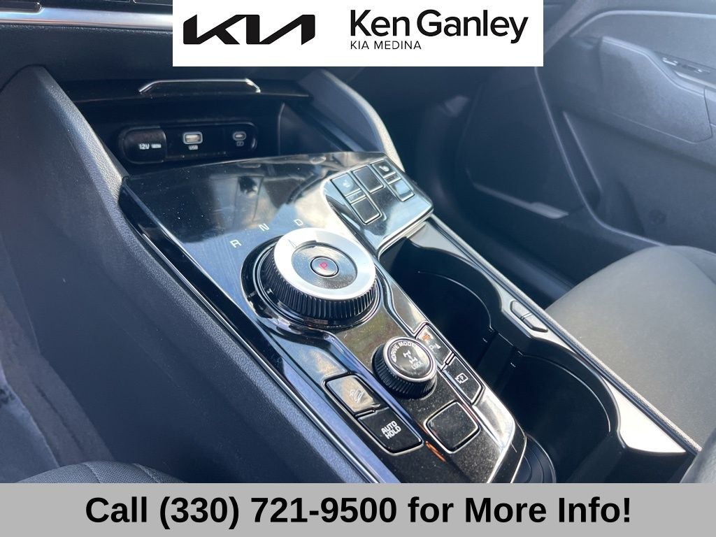 2025 Kia Sportage Hybrid LX