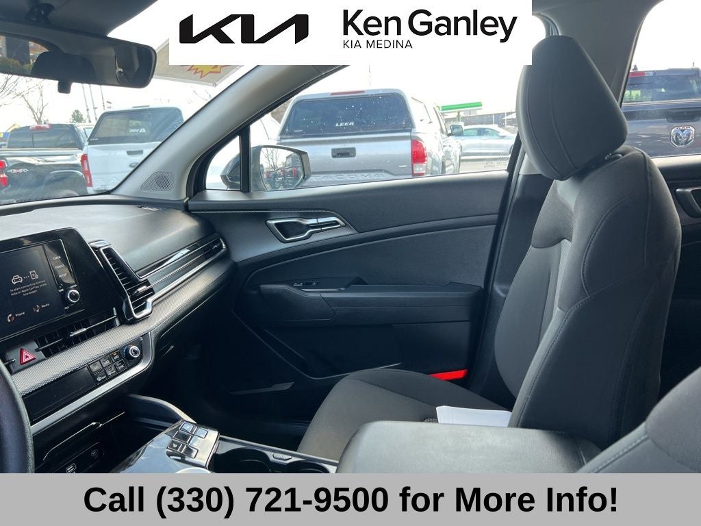 2025 Kia Sportage Hybrid LX