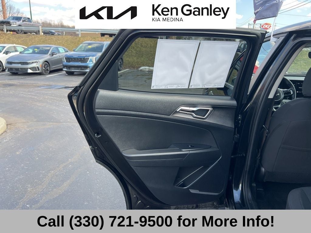 2025 Kia Sportage Hybrid LX