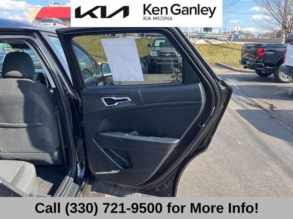 2025 Kia Sportage Hybrid LX