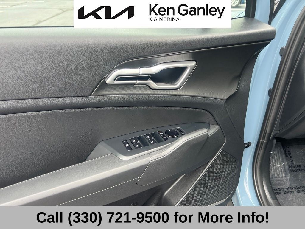 2026 Kia Sportage Hybrid S