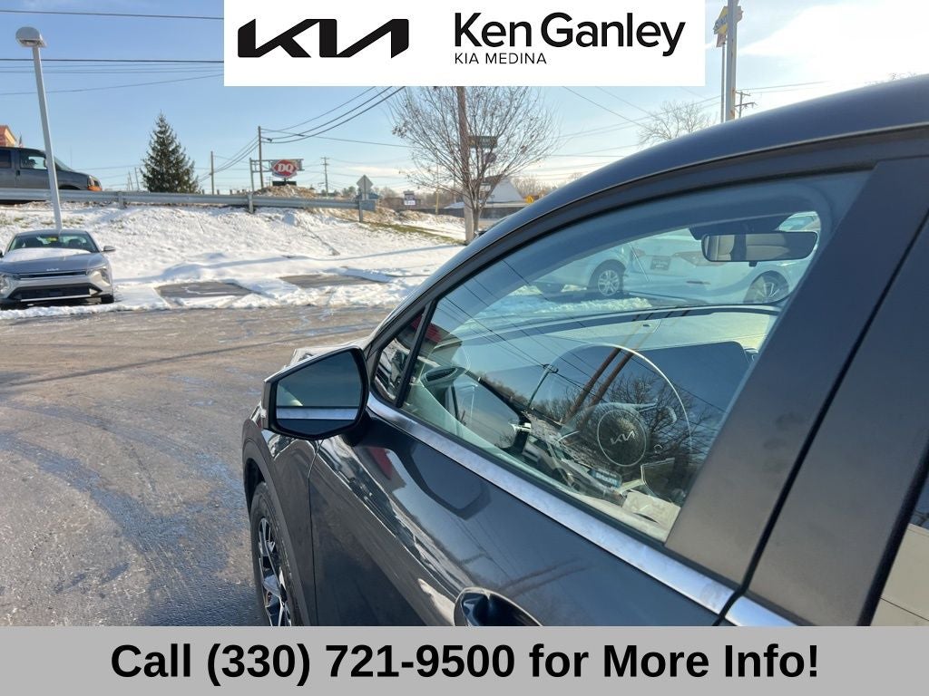 2025 Kia Sportage EX