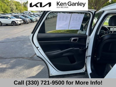 2023 Kia Sorento Hybrid EX