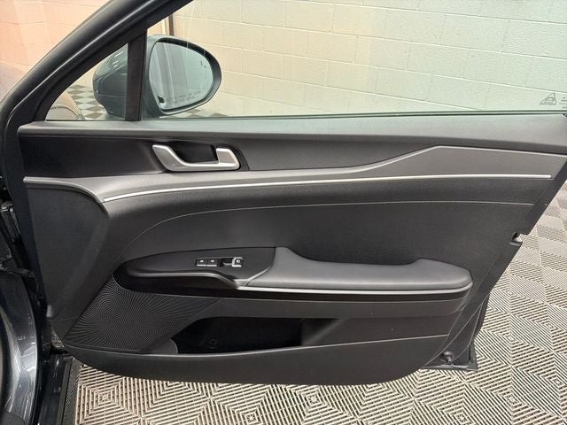 2024 Kia K5 LXS