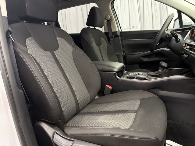 2025 Kia Sorento LX