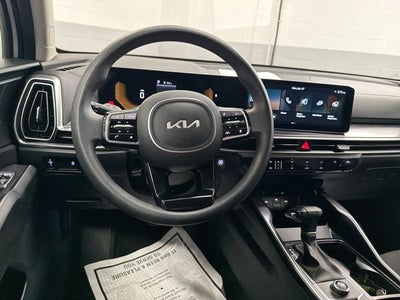 2025 Kia Sorento LX