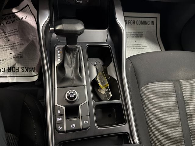 2025 Kia Sorento LX