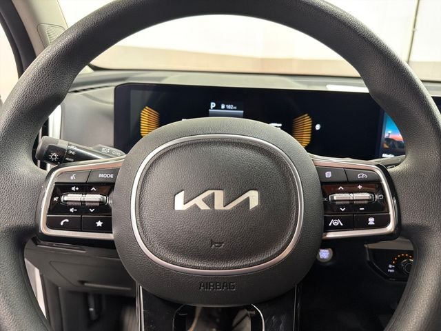 2025 Kia Sorento LX