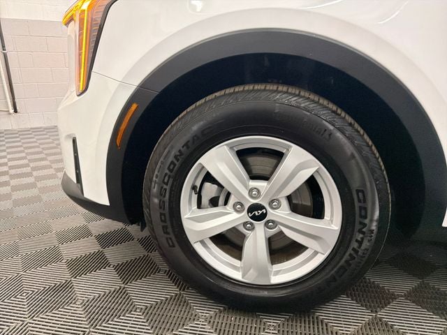2025 Kia Sorento LX