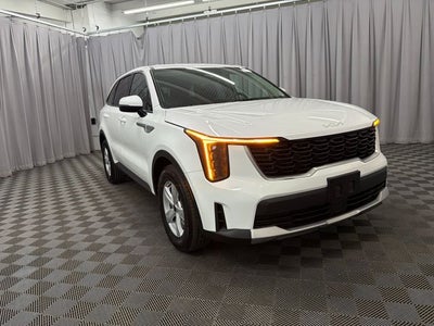 2025 Kia Sorento LX