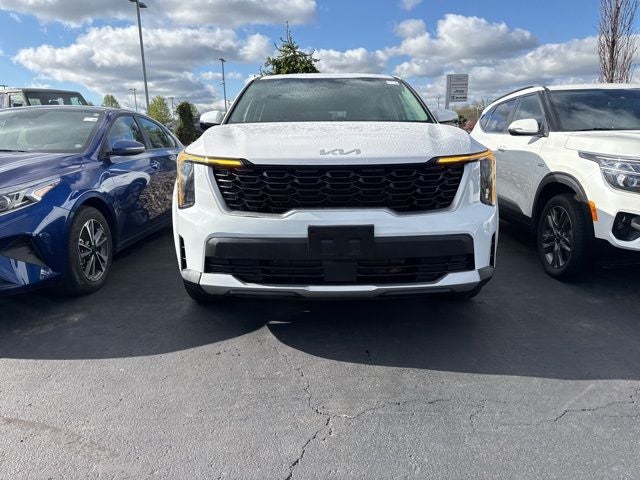 2025 Kia Sorento LX