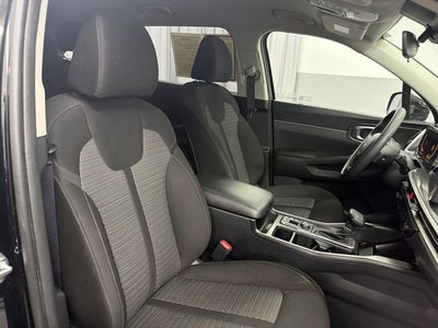 2024 Kia Sorento LX