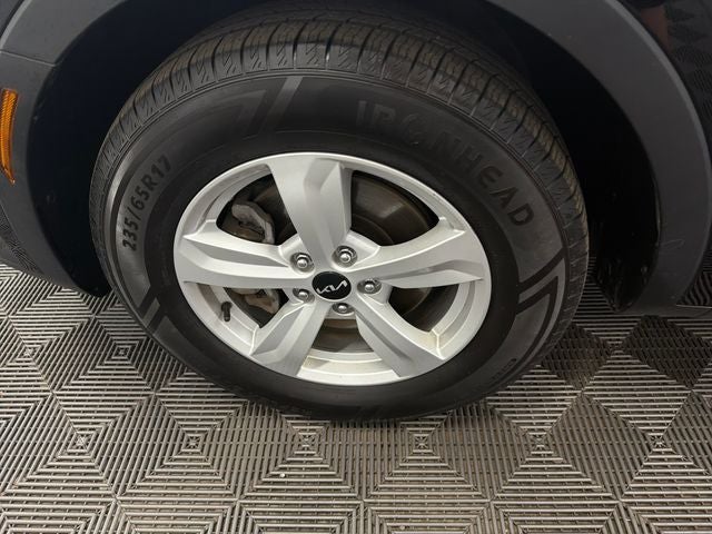 2024 Kia Sorento LX