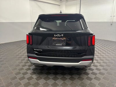 2024 Kia Sorento LX