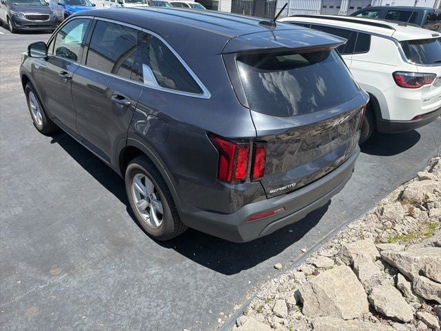 2023 Kia Sorento LX
