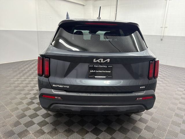 2023 Kia Sorento LX