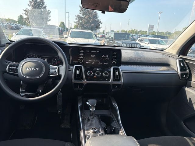 2023 Kia Sorento LX
